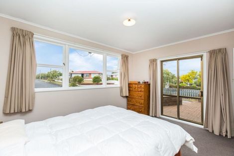 Photo of property in 10 Boon Street, Manurewa, Auckland, 2102