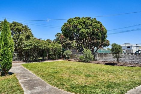 Photo of property in 83 Oroua Street, Eastbourne, Lower Hutt, 5013