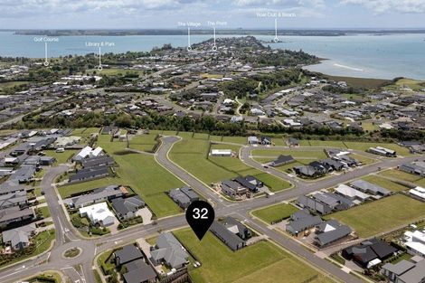 Photo of property in 32 Ridge Drive, Omokoroa, 3114