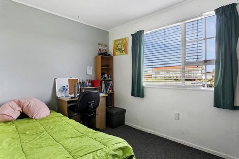 Photo of property in 97 Richmond Avenue, Richmond Heights, Taupo, 3330