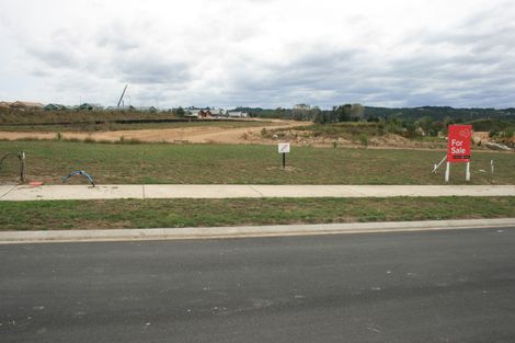 Photo of property in 42 Jane Maree Road, Kumeu, 0810