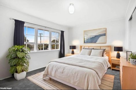 Photo of property in 2/14 Ellice Road, Totara Vale, Auckland, 0629