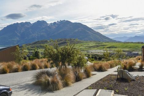 Photo of property in 21 Mckellar Drive, Jacks Point, Queenstown, 9371