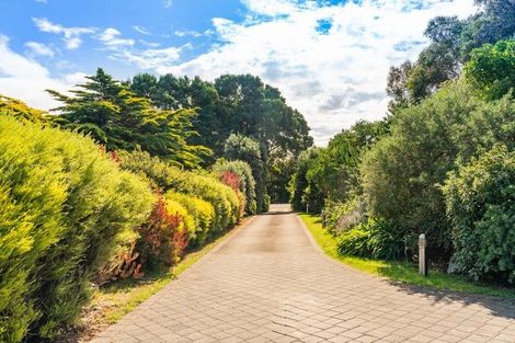 Photo of property in 4 Stoneleigh Grove, Paraparaumu, 5032