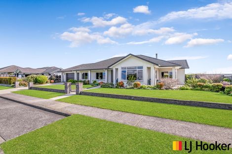 Photo of property in 24 William Andrew Road, Pukekohe, 2120