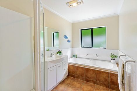 Photo of property in 42 Monarch Place, Paraparaumu Beach, Paraparaumu, 5032