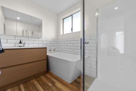 Photo of property in 1/40a Chipping Lane, Redwood, Christchurch, 8051