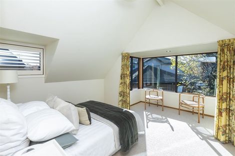 Photo of property in 114b Memorial Avenue, Burnside, Christchurch, 8053