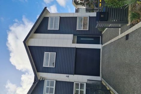 Photo of property in 22 Pateke Drive, Kenepuru, Porirua, 5022