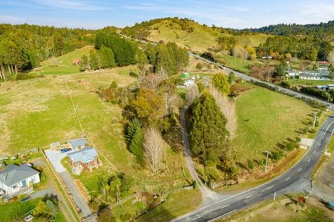 Photo of property in 12 Raurimu Road, Raurimu, Owhango, 3989