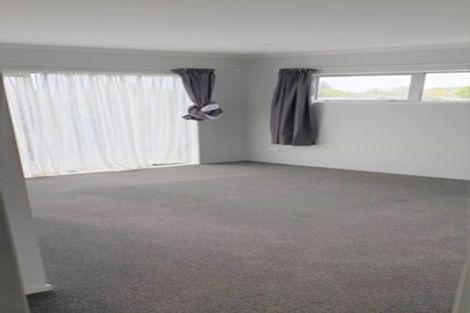 Photo of property in 2/11 Crosher Place, Silverdale, Hamilton, 3216