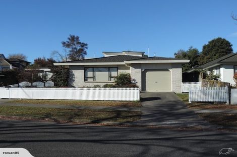 Photo of property in 1/46 Campbell Street, Havelock North, 4130