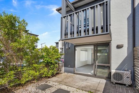 Photo of property in 41 Carder Court, Hobsonville, Auckland, 0618