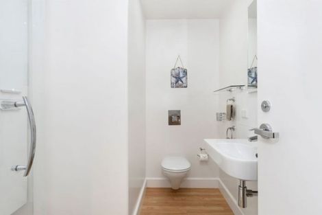 Photo of property in 23/11p Maunganui Road, Mount Maunganui, 3116