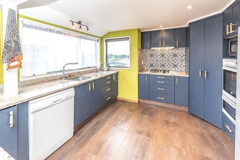 Photo of property in 76 Putiki Drive, Putiki, Whanganui, 4500