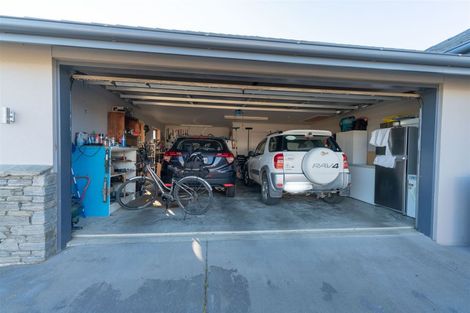 Photo of property in 12 Tawera Place, Te Anau, 9679