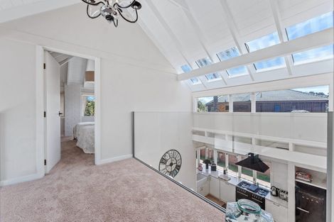 Photo of property in 31 Milford Road, Milford, Auckland, 0620