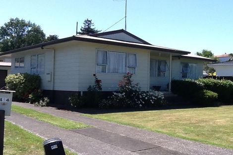 Photo of property in 414 Kahikatea Drive, Dinsdale, Hamilton, 3204