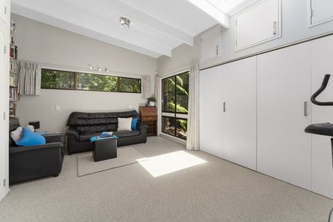 Photo of property in 7 Maungakotukutuku Road, Paraparaumu, 5032