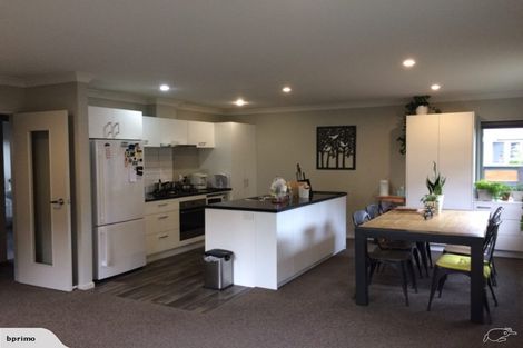 Photo of property in 28 Poppy Watts Grove, Stokes Valley, Lower Hutt, 5019