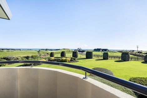 Photo of property in 74 Koru Road, Omata, New Plymouth, 4374