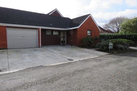 Photo of property in 2/110a Withells Road, Avonhead, Christchurch, 8042