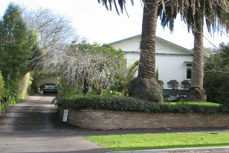 Photo of property in 25 Oakley Avenue, Claudelands, Hamilton, 3214