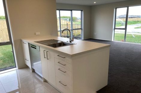 Photo of property in 3 Yates Place, Amberley, 7410