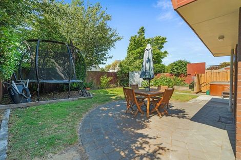 Photo of property in 27a Lancewood Drive, Halswell, Christchurch, 8025