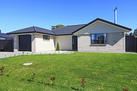 Photo of property in 22 Read Crescent, Clive, 4102