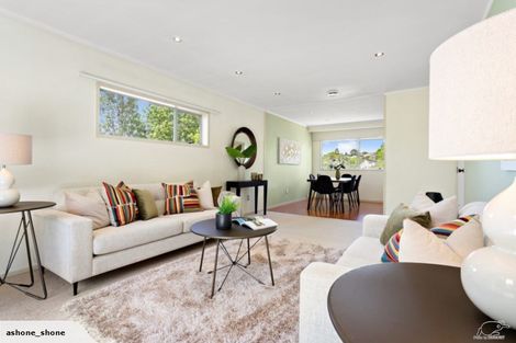 Photo of property in 1/2 Eastwood Rise, Browns Bay, Auckland, 0630