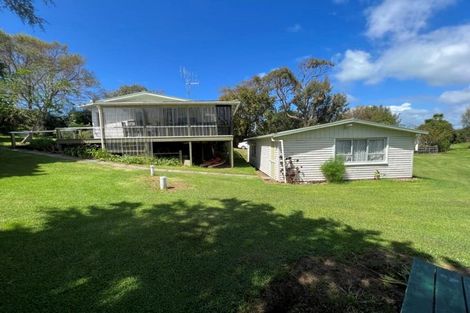Photo of property in 730 Whangaruru North Road, Whangaruru, Hikurangi, 0184