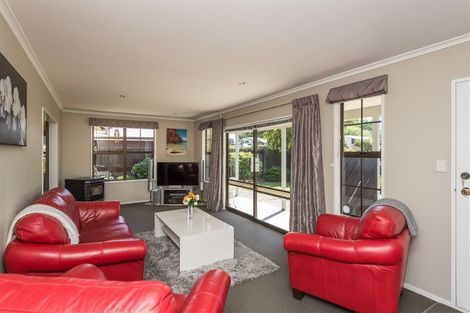 Photo of property in 28 Lakewood Drive, Burwood, Christchurch, 8083