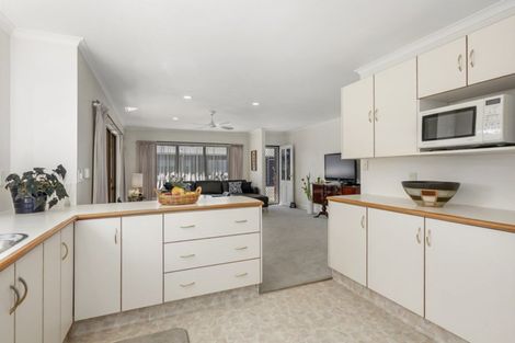 Photo of property in 4/30 King Street, Ebdentown, Upper Hutt, 5018