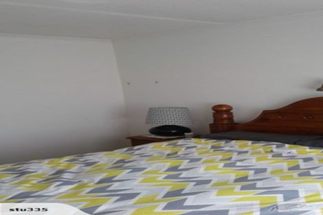 Photo of property in 3 Omori Place, Castlecliff, Whanganui, 4501