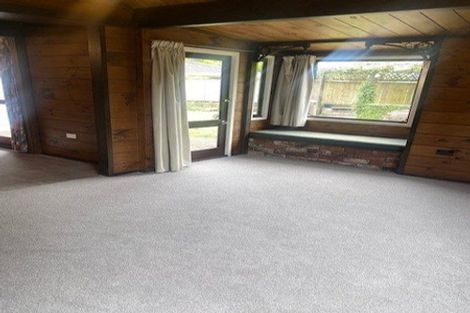 Photo of property in 295 Mangorei Road, Merrilands, New Plymouth, 4312