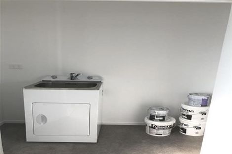 Photo of property in 5 Damson Place, Bucklands Beach, Auckland, 2012