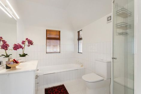 Photo of property in 2/28 Derby Street, St Albans, Christchurch, 8014