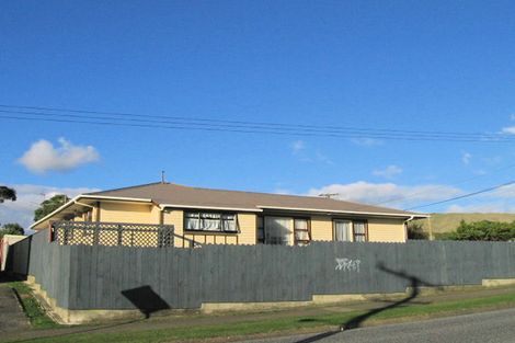Photo of property in 1 Swansea Street, Cannons Creek, Porirua, 5024