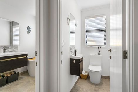 Photo of property in 31 Ridge Drive, Omokoroa, 3114