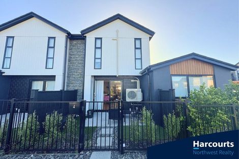 Photo of property in 4 Kumerahou Street, Kumeu, 0810