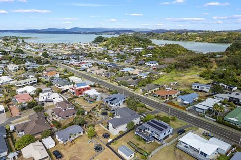 Photo of property in 49 Harbour Road, Ohope, 3121
