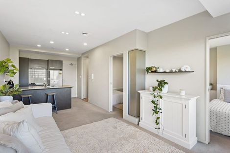 Photo of property in Shoal Haven Apartments, 408a/130 Anzac Street, Takapuna, Auckland, 0622