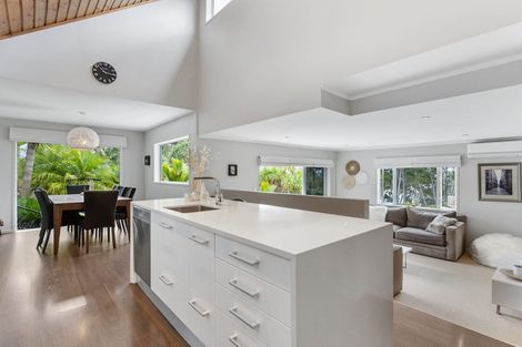 Photo of property in 19 Jacaranda Avenue, Beach Haven, Auckland, 0626