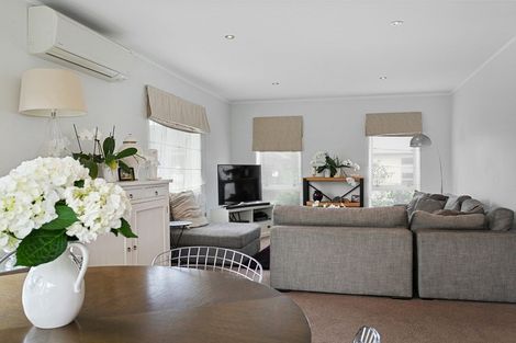 Photo of property in 60b Raleigh Street, Leamington, Cambridge, 3432