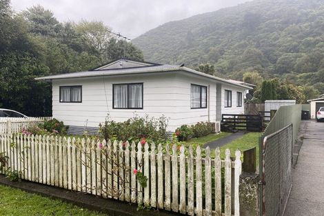 Photo of property in 36a Black Beech Street, Birchville, Upper Hutt, 5018