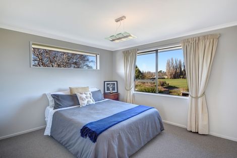 Photo of property in 35 Huntly Road, Outram, 9073