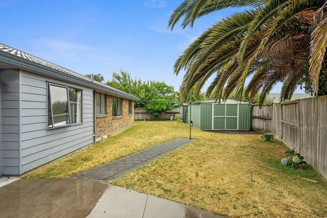 Photo of property in 53 Waiwherowhero Drive, St Andrews, Hamilton, 3200