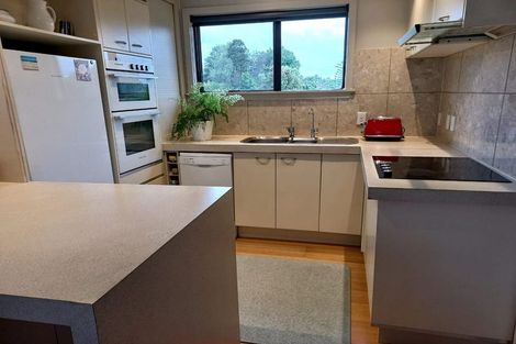 Photo of property in 11 Wilkinson Way, Browns Bay, Auckland, 0630