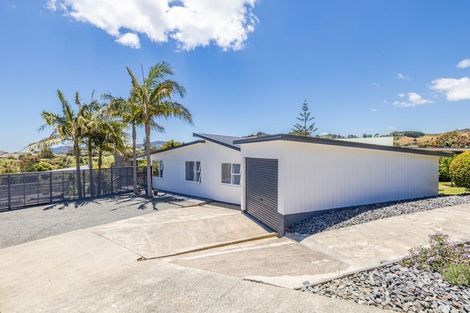Photo of property in 28 Berghan Road, Coopers Beach, 0420
